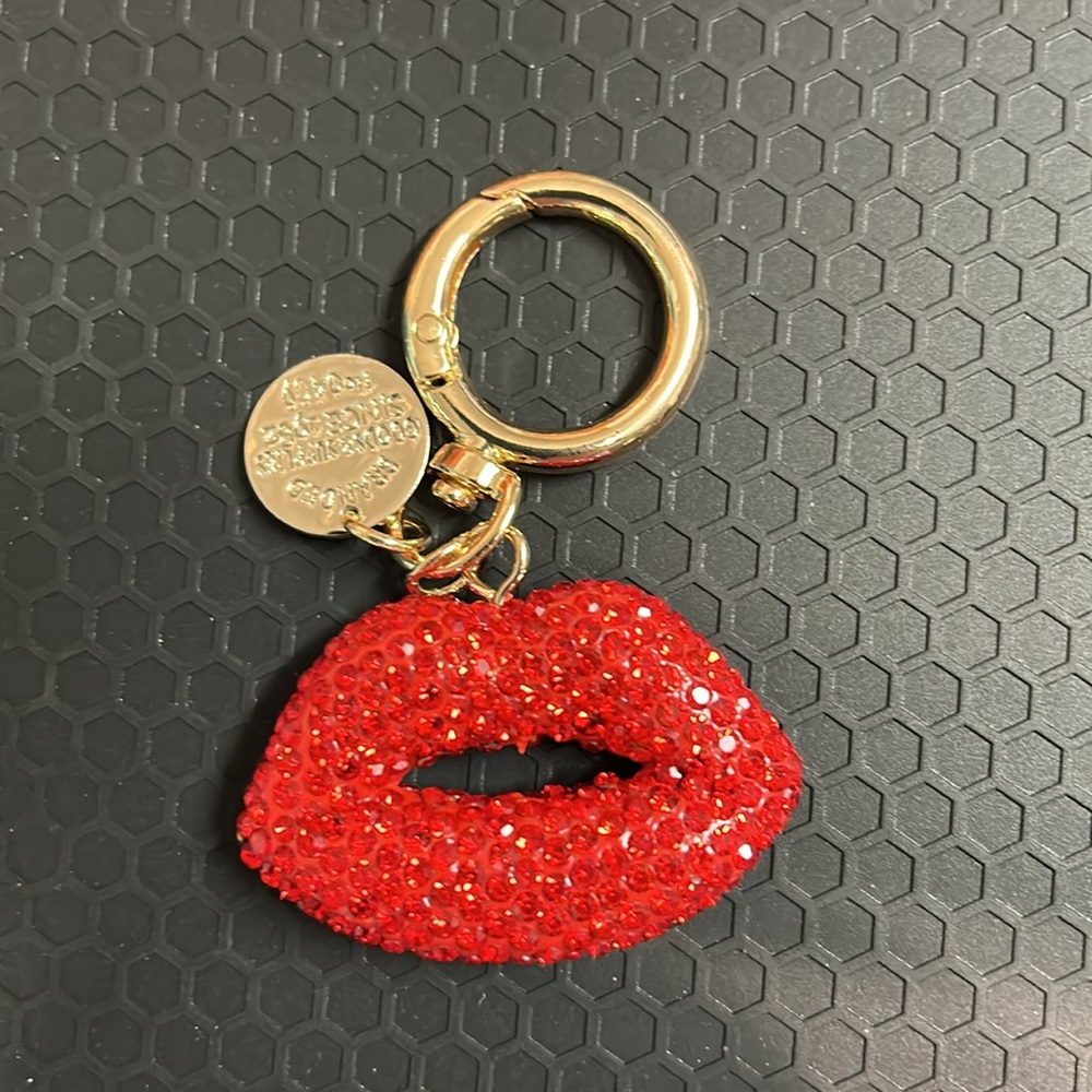 Pink/red/silver Rhinestone Lip bag charm/Keychain - Picture 7 of 10